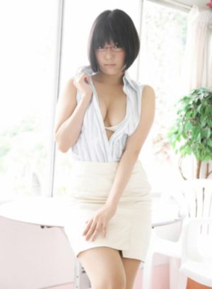 光屁股