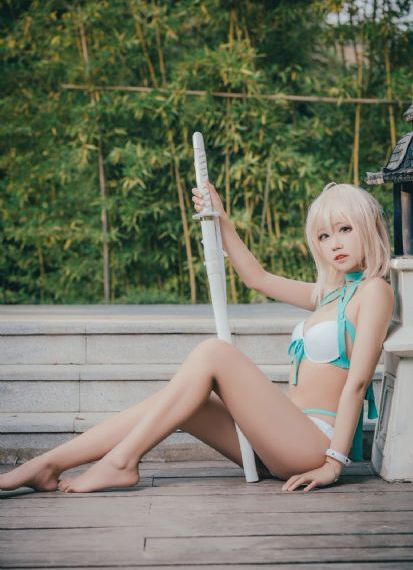 八尺夫人在线观看